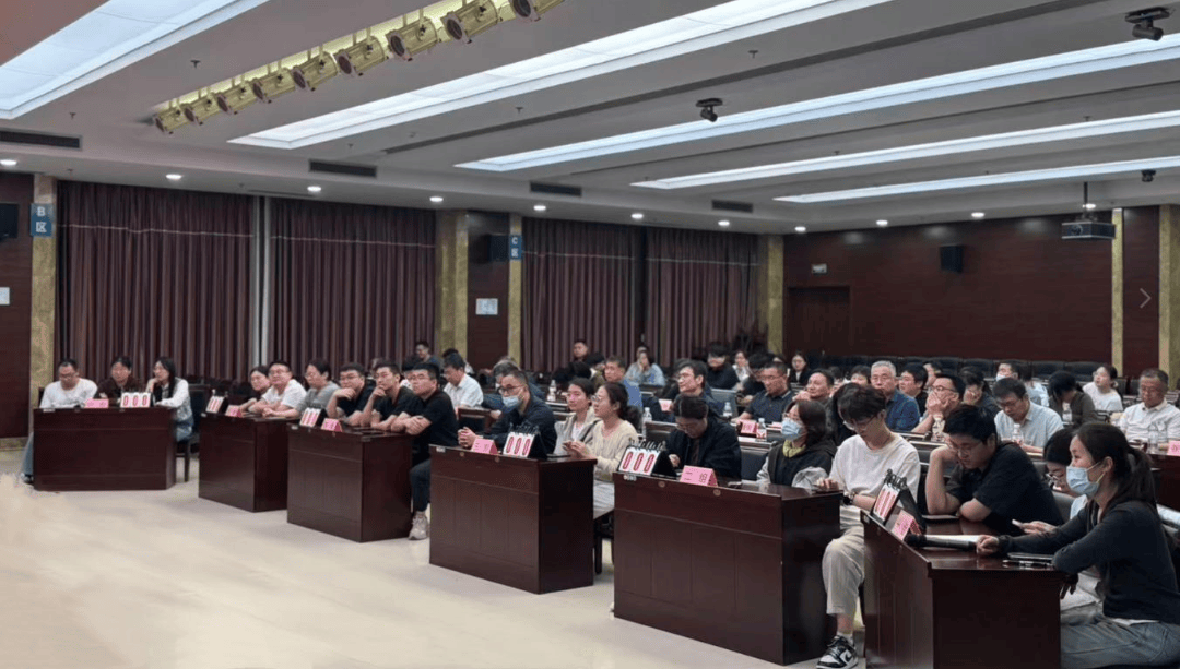 抢答拼手速 案例考真功！青年医师“大练兵”